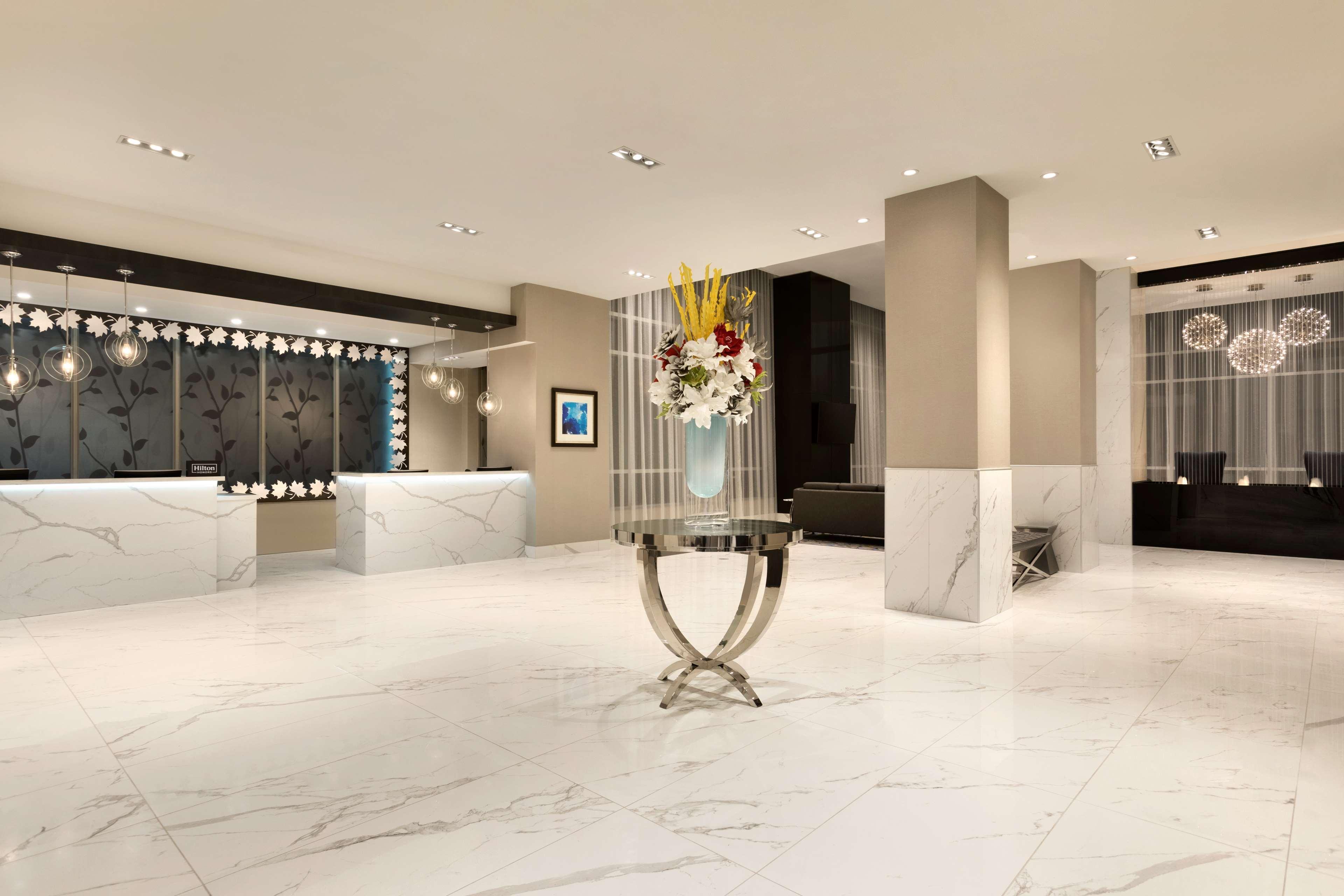 เอมบาสซี สวีท บาย ฮิลตัน โทรอนโตแอร์พอร์ต Hotel โตรอนโต ภายนอก รูปภาพ